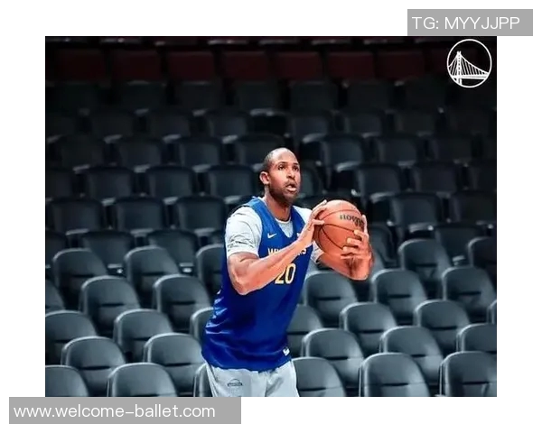 霍福德状态低迷8投仅中1仅得3分6篮板4助攻表现令人失望